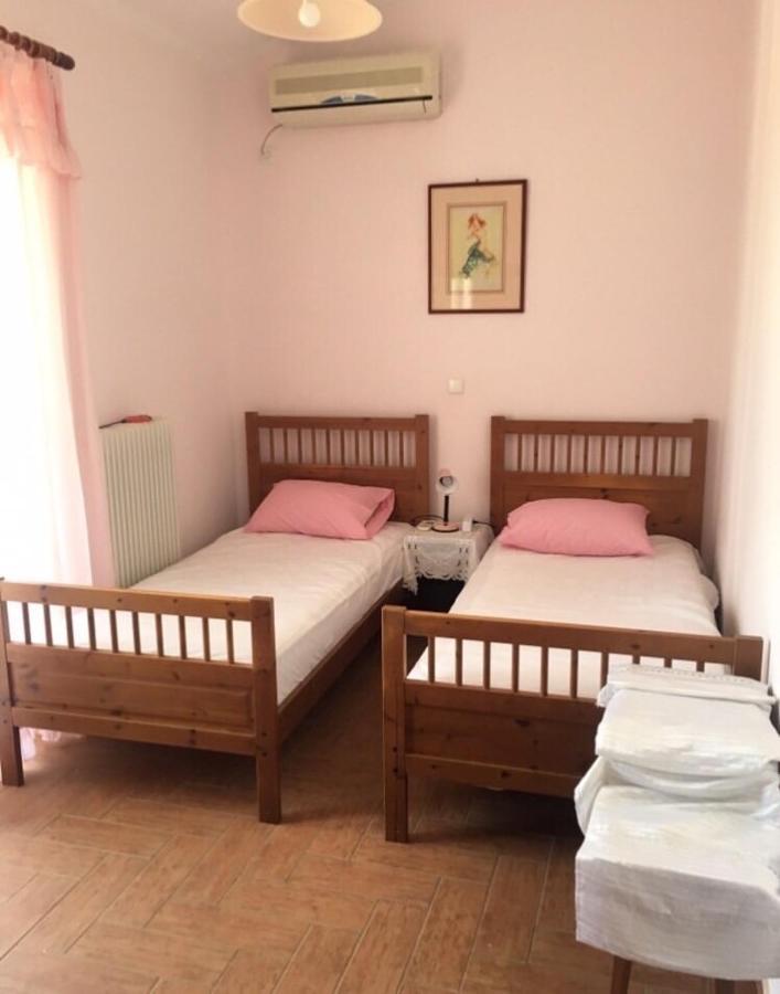 Villa Evenik Eretria  Luaran gambar