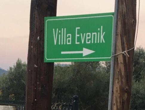 Villa Evenik Eretria  Luaran gambar